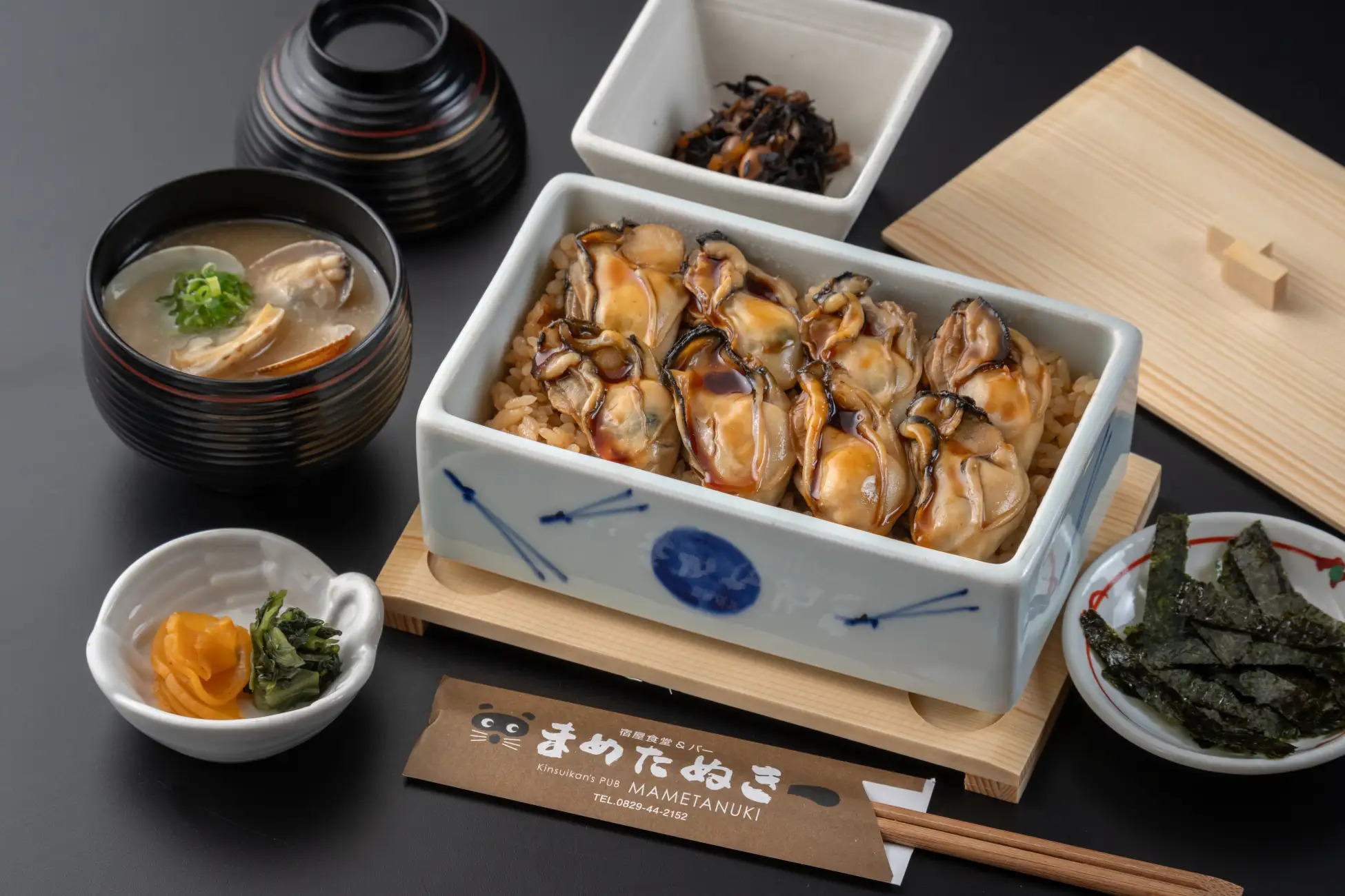 宮島名物牡蠣めし